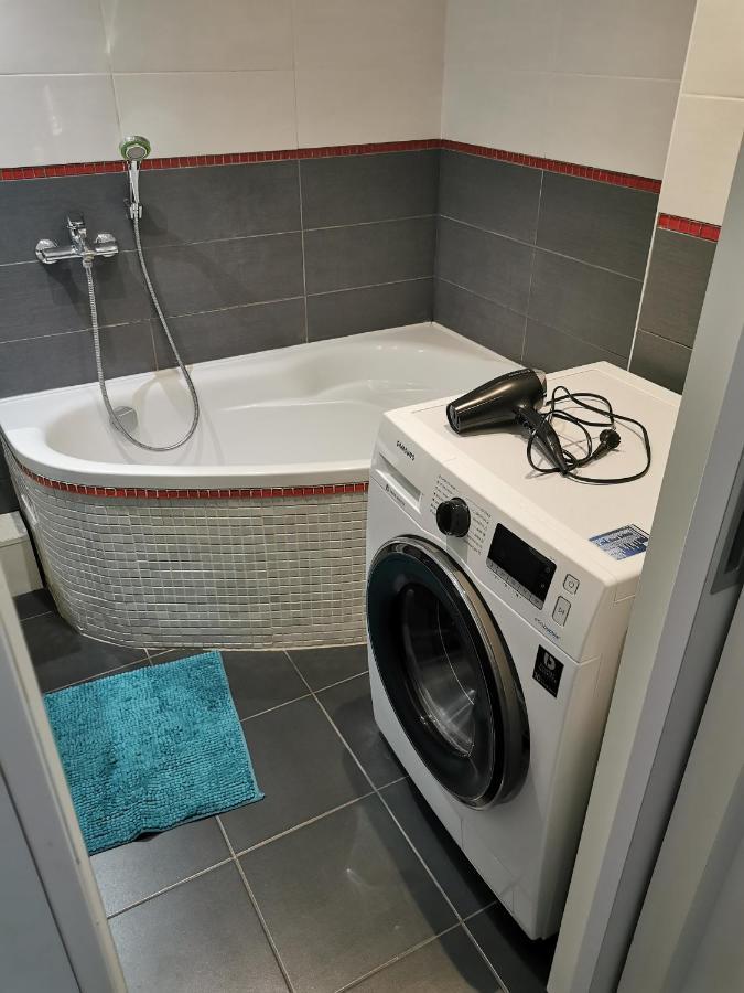 Centrum Apartman Kukucinova6 科希策 外观 照片